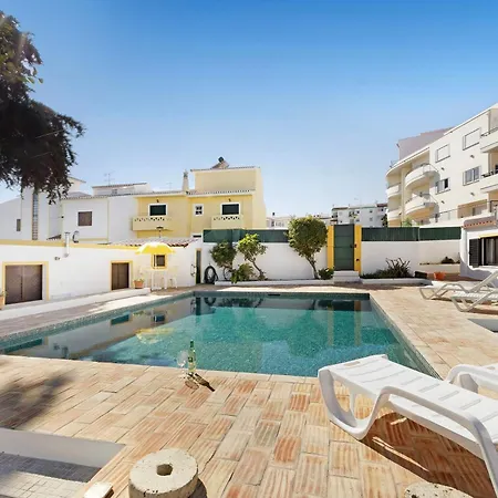 A Cerca - A Appartement *