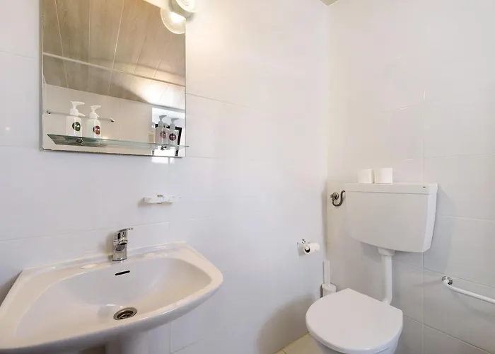 A Cerca - A Lägenhet *